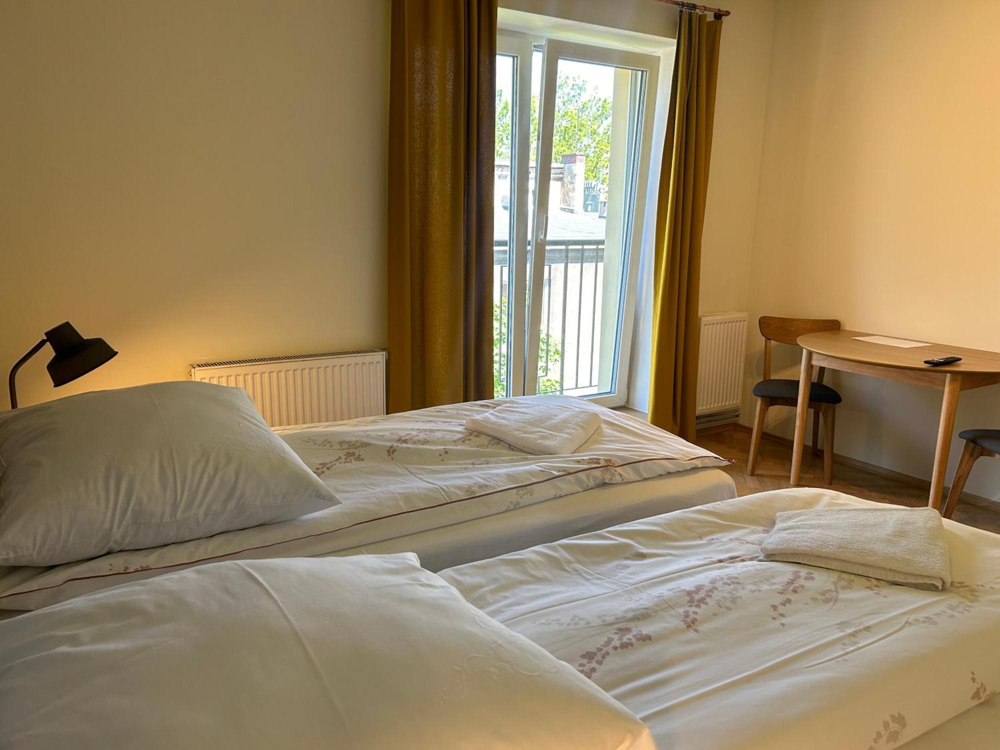 Cybulskiego Guest Rooms Краків Екстер'єр фото
