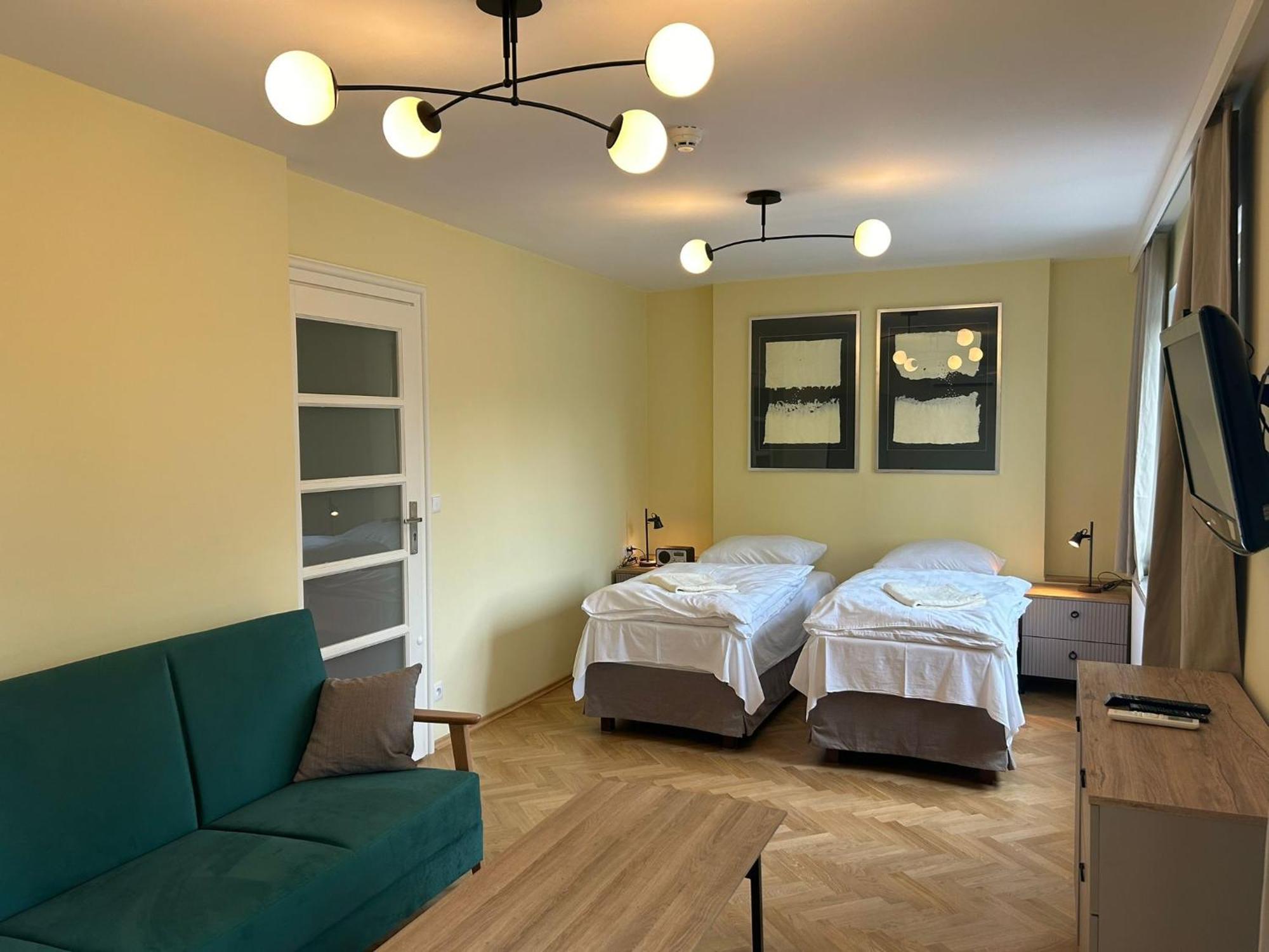 Cybulskiego Guest Rooms Краків Екстер'єр фото